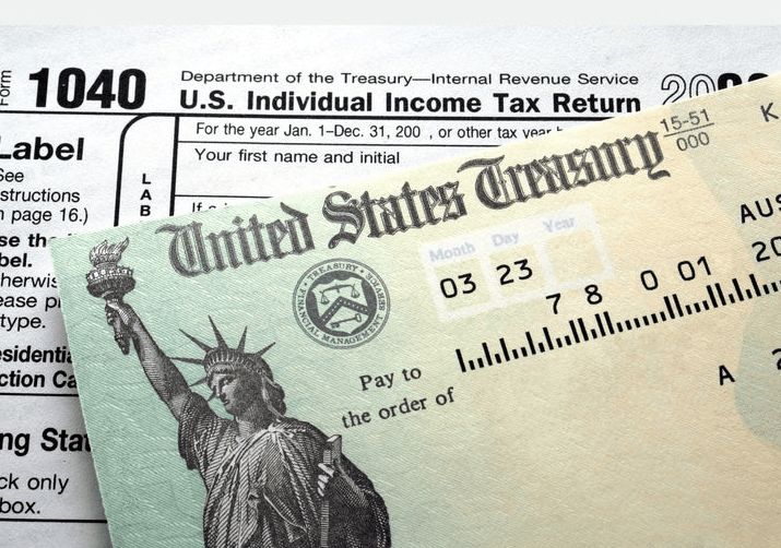 A close up of the irs form 1 0 4 0