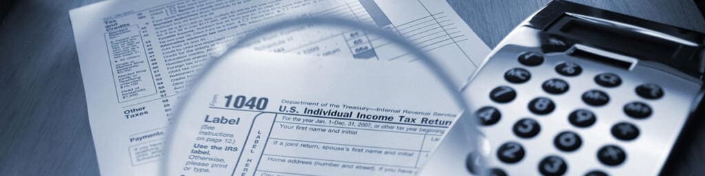 A close up of the irs form 1 0 4 0